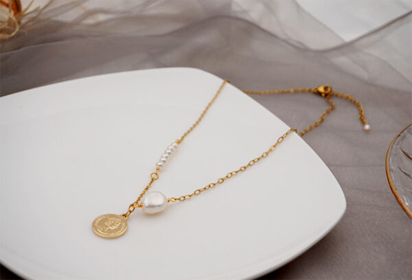 Women's Personality Pearl Clavicle Chain - Image 2