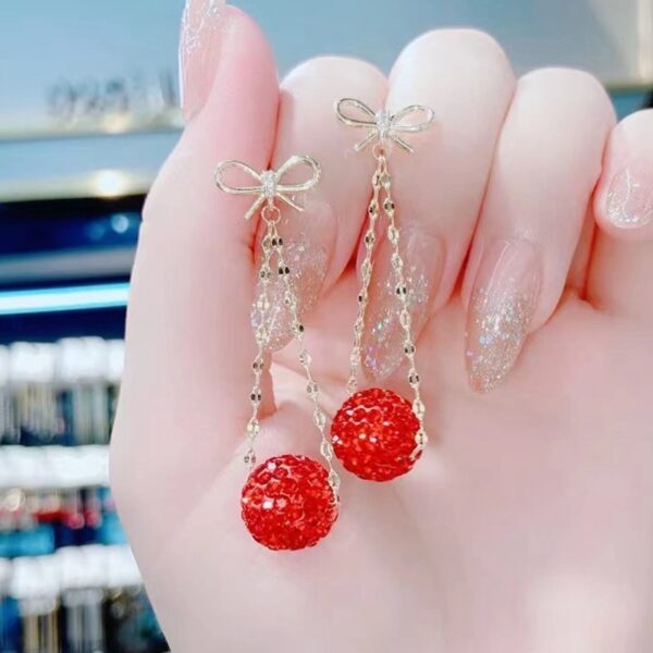 Autumn And Winter Golden Bow With Red Rhinestone Fashion Simple Eardrops - Image 5