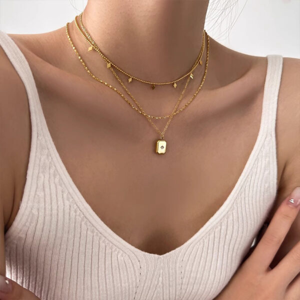 French Exquisite Double Layer Twin Diamond-shaped Sequins Titanium Steel Necklace - Image 9