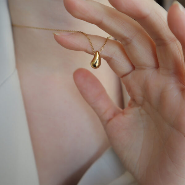 Water Drop Titanium Steel Necklace Female Light Luxury Minority Design Pendant Clavicle - Image 5