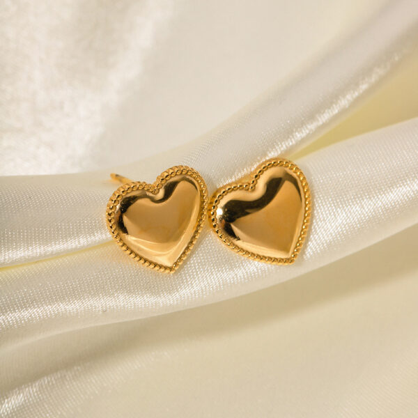 Ruth Heart Gold Earrings - Image 8