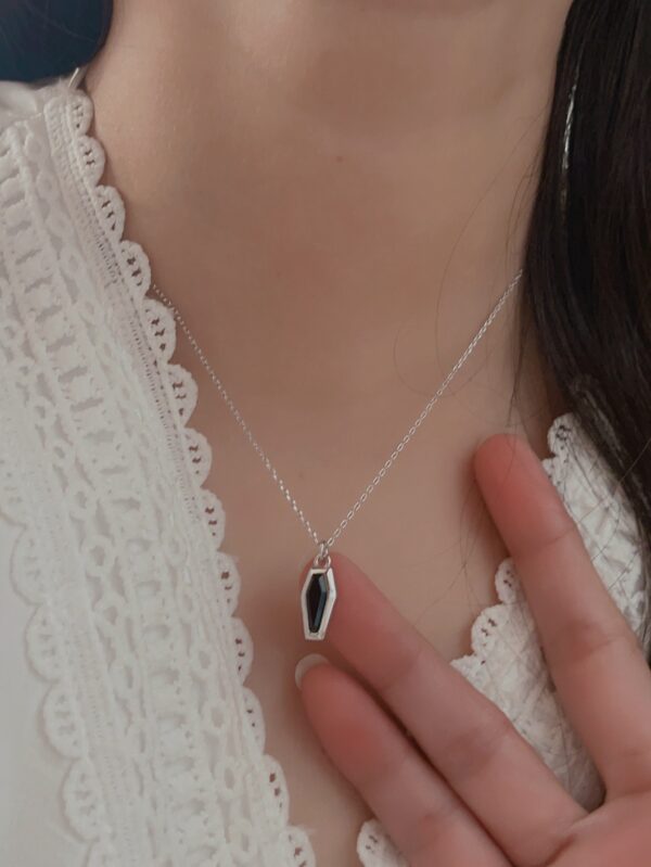 Vintage Black Agate Vampire Coffin Necklace - Image 10