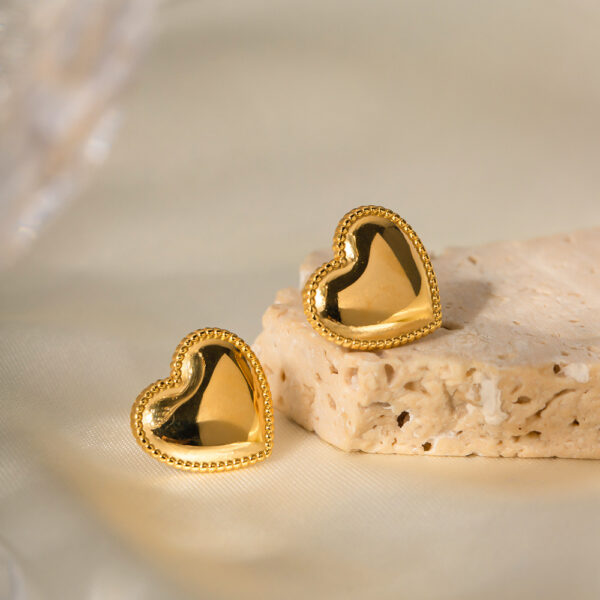 Ruth Heart Gold Earrings - Image 5