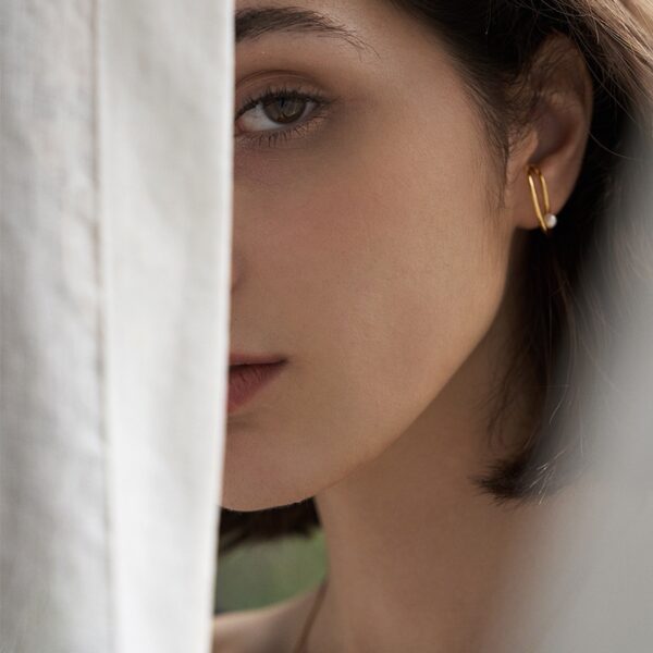 Simple Line Pearl Ear Clip Temperamental Minority Design Earrings - Image 5