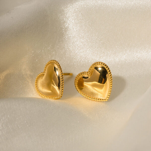 Ruth Heart Gold Earrings - Image 10