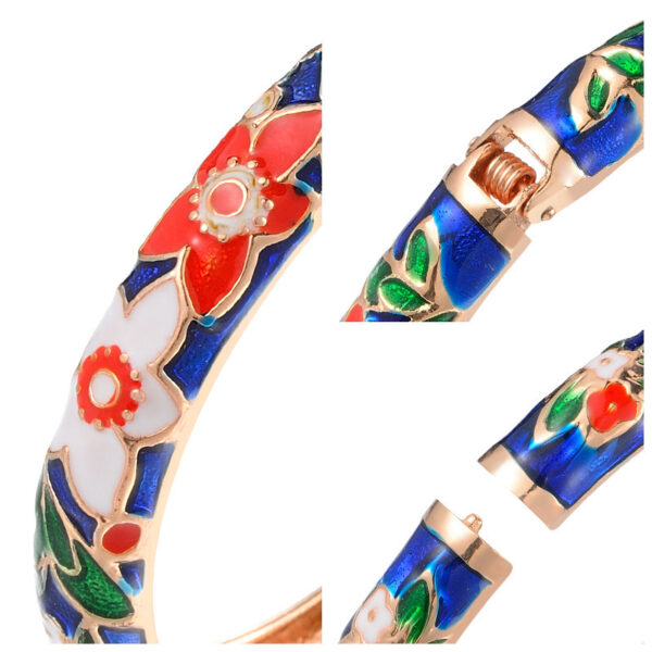 Blue Vintage Carved Flower Bracelet - Image 3