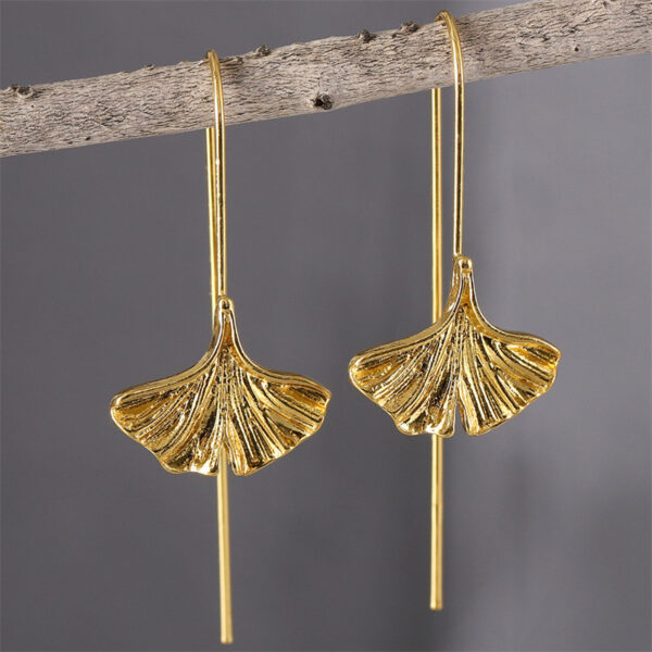 Personality Art Temperament Leaf Earrings - Image 5