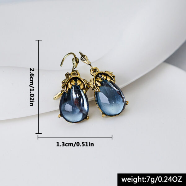 Leaves Stylish Pendant Earrings For Women - Image 3