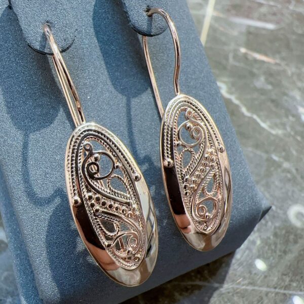 Rose Gold Exquisite Hollow Pattern Earrings - Image 4