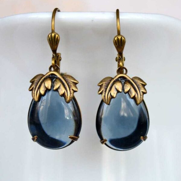 Leaves Stylish Pendant Earrings For Women - Image 6