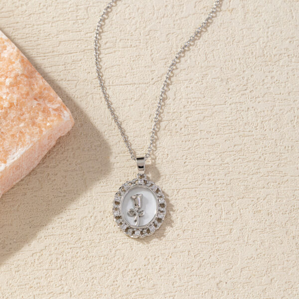 Retro White Shell Rose Necklace Copper Plated Real Gold Diamond-embedded - Image 4