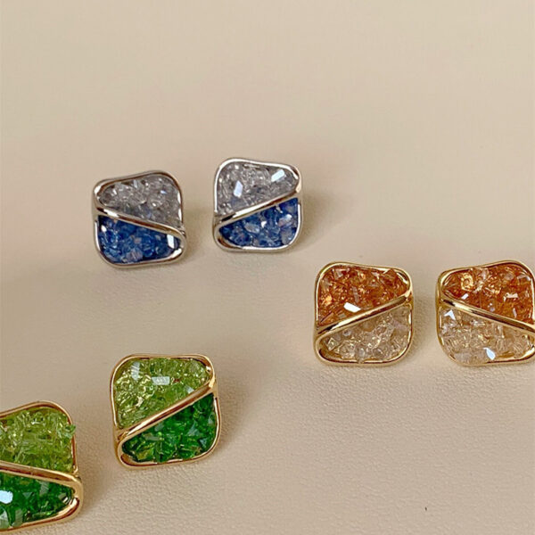 Contrast Color Crystal Square Earrings Small And Simple - Image 3