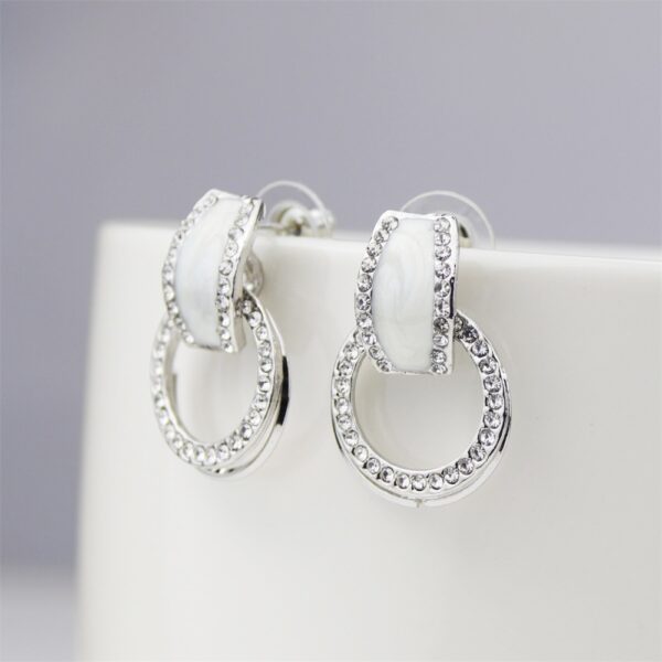 Atmospheric Diamond-embedded Geometric Multi-layer Round Ring Earrings - Image 7