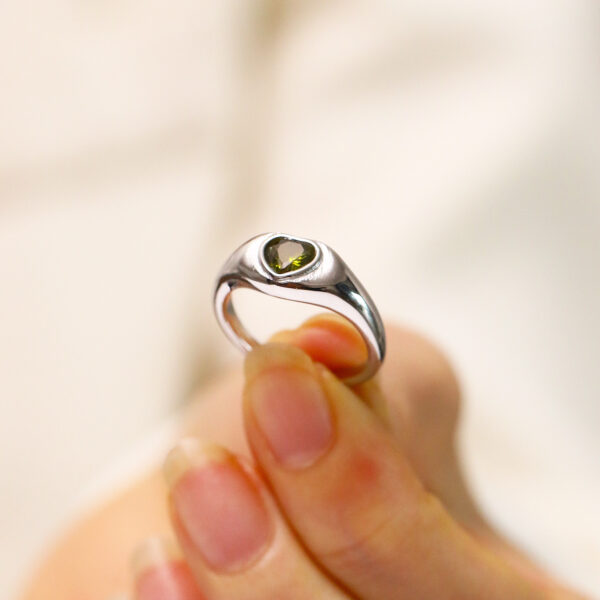 Design Heart-shaped Inlaid Zircon Titanium Steel Ring For Women - Image 6