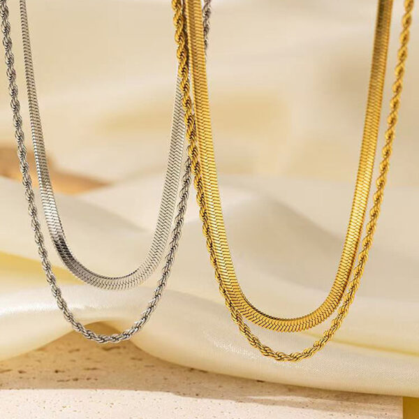 Women's Retro Solid Color Double-layer Twist Necklace - Image 3